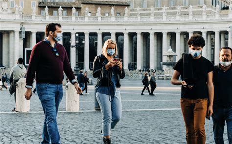 visiting the vatican dress code